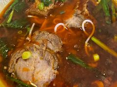 -粉八·云南米线·建水烧烤(常熟路店)