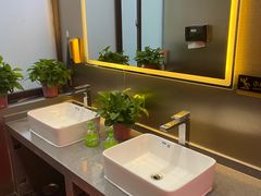 -二当家牛肉串串(教育路店)