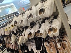 -H&M(天一广场店)