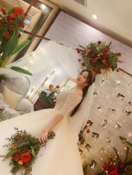 -艾米丽婚纱礼服