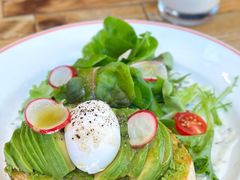 牛油果水波蛋-Elephant Grounds(STARSTREET)