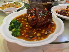 -渝君重庆火锅(嘉宾路店)