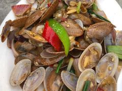 -四川小胡子海鲜(丁村万人海鲜广场店)