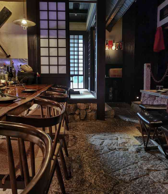 黑船酒场(太古里店)-"[薄荷]环境:市中心的有着日本市井烟火.