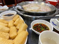 -老来福·非遗酸汤兔(凯旋路店)