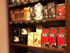 零售区-星巴克(广州淘金路店)