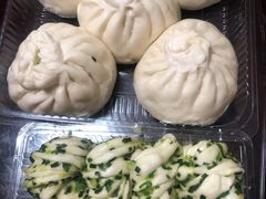 -白玉兰食品甜凤店(合生汇店)