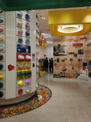 -乐高品牌旗舰店(人民广场店)