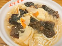 -龙华寺