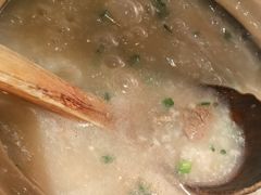 生滚牛肉粥-潮界(虹桥新天地店)