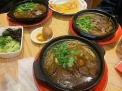 -江小姐的砂锅店