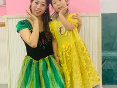 -蒲公英舞蹈艺术中心(解放路校区)