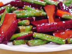 新牛肝菌炒豆角-佛有缘素食馆·荔湾老字号(陈家祠首店)