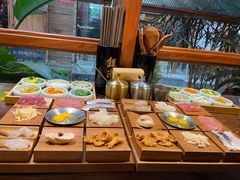 -银米·云南传统过桥米线(双廊黑金冠店)