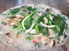 -姚记抚仙湖石锅鱼庄