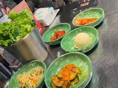 -欧巴炭烤肉오빠숯불구이(南京东路店)