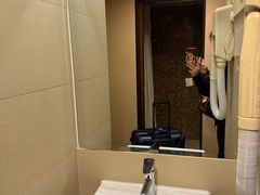 -香港华美达海景酒店