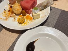 -齐河孔雀王温泉酒店·金孔雀自助百汇