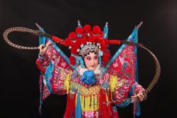 -华韵京剧摄影(洋桥角门东店)