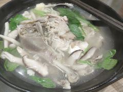 手撕老鸡面-好麺世家海鲜面馆(新建中路店)