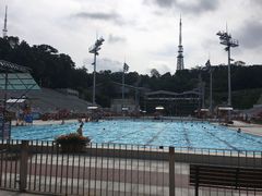 -越秀山游泳场