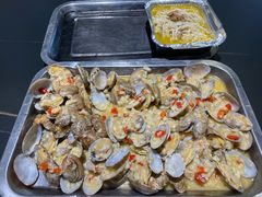 花蛤-百盛烧烤·龙虾·小酒馆(丽岛华都店)