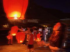 -百里峡七彩艺术小镇