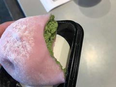 -瑞幸咖啡(巴黎春天陕西路店)