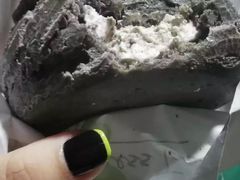 奥利奥咸奶油泡芙-mira甜品屋(财大店)