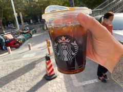 -星巴克(郑州曼哈顿广场店)