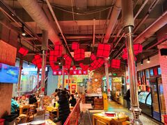 大堂-么肆烤肉·中式自助·烤肉大排档(街道口季佳PAI店)