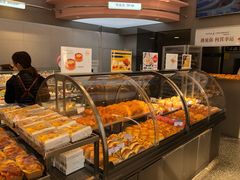 面包甜点陈列柜-巴黎优朵烘焙馆(菱角湖壹号店)