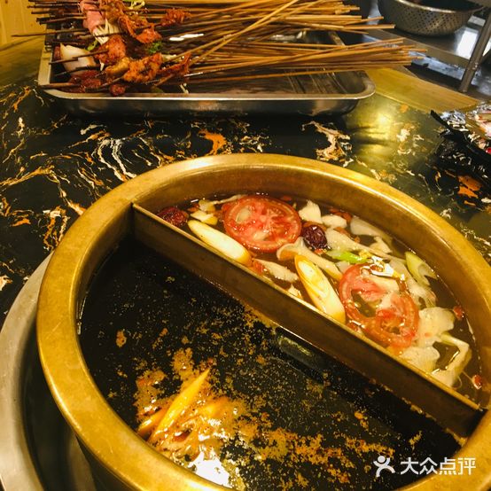 五绝洪七公麻辣烫(绵阳总店)