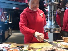 -青瓦炭韩潮烤肉(花园道店)