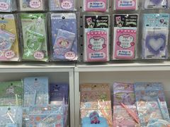-名创优品(山东青岛华润万象城店)