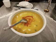 蟹黄豆腐-蔼若春.传承三十年云南菜(金碧公园店)