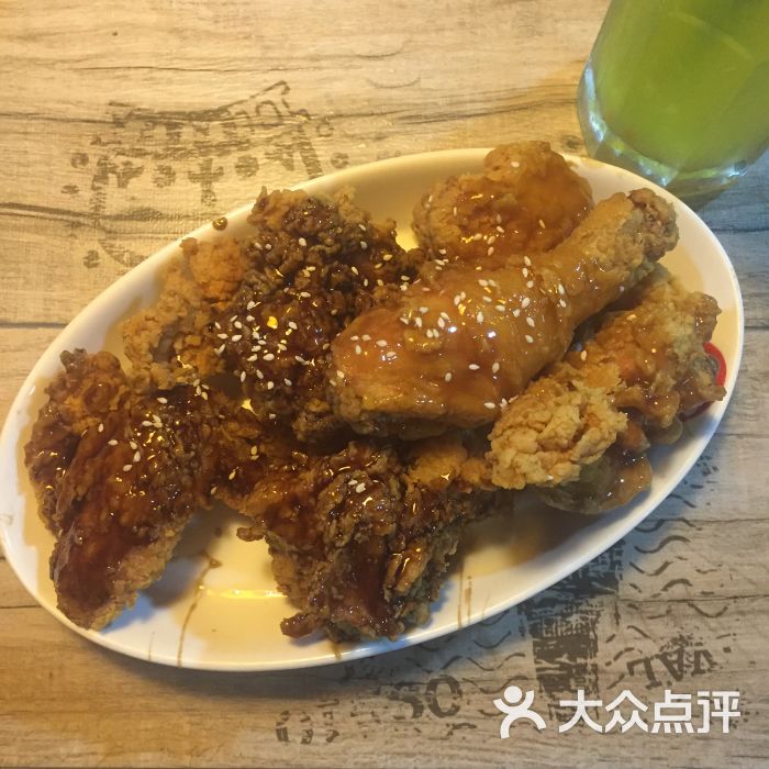 the frypan韩国炸鸡&啤酒(天一店)双味半鸡图片 - 第67张