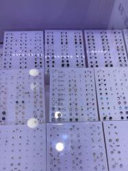-花师傅专业手穿耳洞打耳洞穿孔