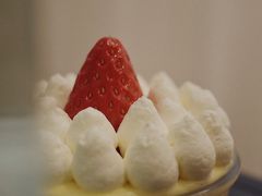 法式草莓奶油蛋糕-猫里有甜