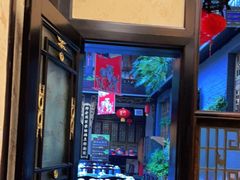 -蔼若春.传承三十年云南菜(金碧公园店)