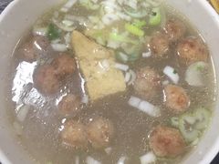 -何胖子丸子汤(南海街店)