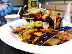 -梅飞酒家(名辉豪庭店)