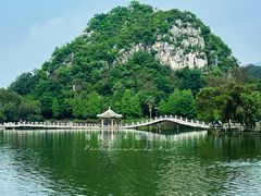 -星湖旅游景区七星岩