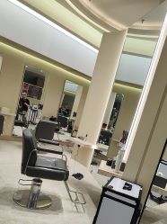 -Mentor Hair Salon