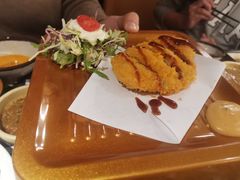 可乐饼-牛YO寿喜烧·铁板烧和牛火锅自助(市府恒隆店)