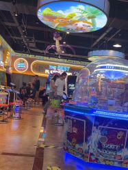 -卡通尼乐园(荟聚中心店)