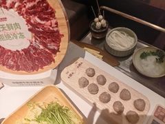 -左庭右院鲜牛肉火锅(七宝领展广场店)