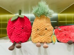 -微缤礼物(青岛海信广场店)