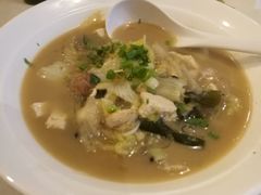 -喜乐餐厅•灯笼虾球首创者•本地小海鲜(二马路店)