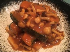 双菇扒蔬菜豆腐-北京王府井希尔顿酒店·秦唐中餐厅Chynna